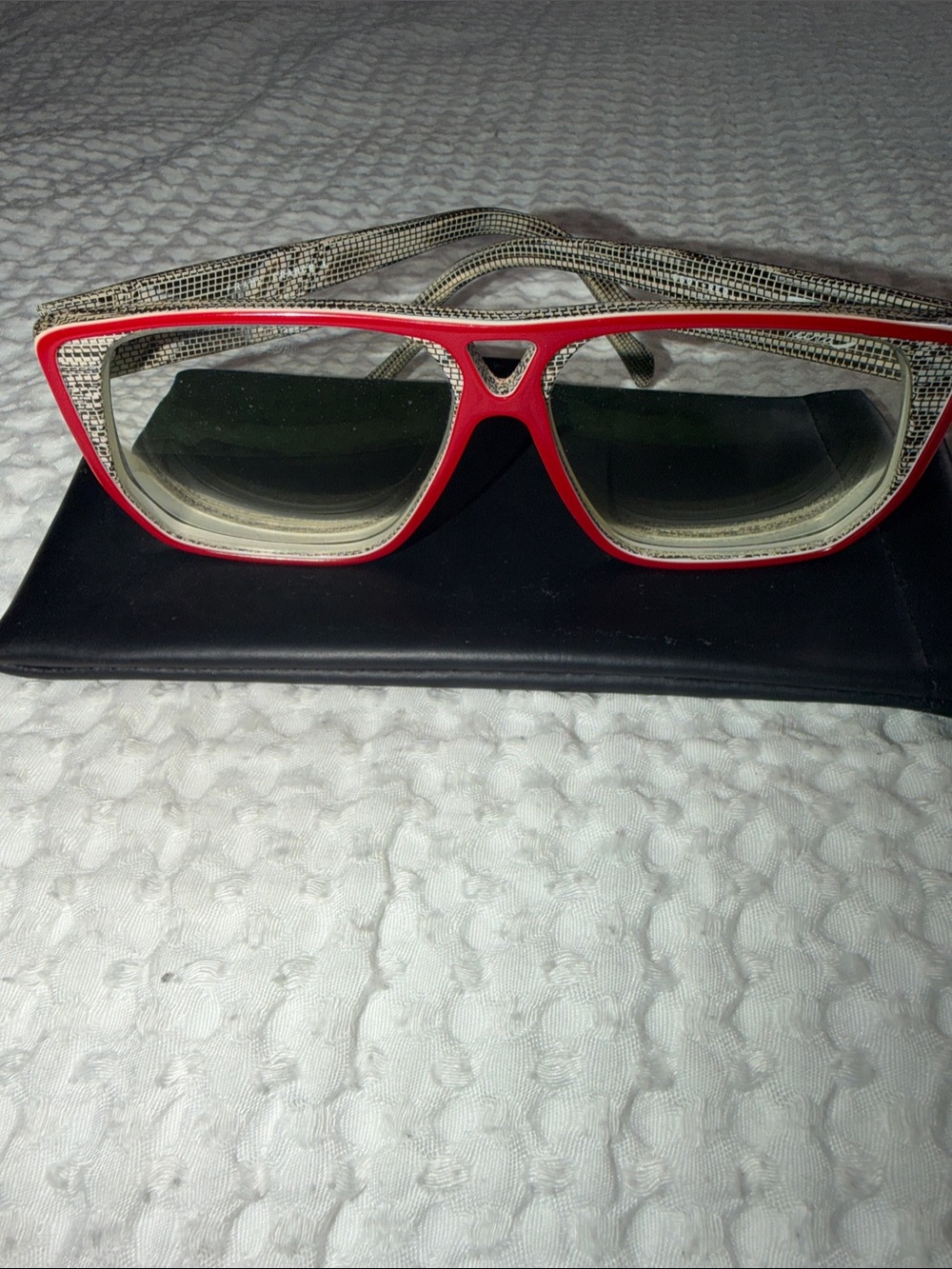 Vintage, Tura, Retro-Inspired Women's Red, off white & brn Fashion Glasses
